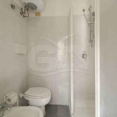 La Rondine Su - Goelba アパート セッケト