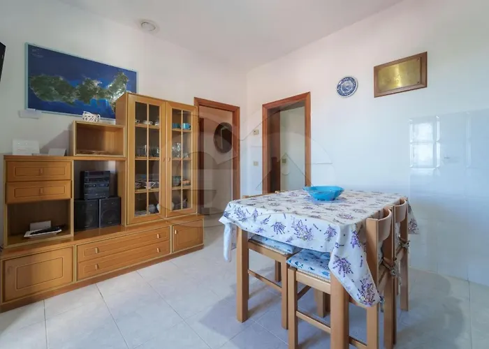 Διαμέρισμα La Rondine Su - Goelba